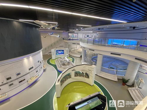 街巷里的科技巨人 揭秘?zé)熍_(tái)鋁材廠如何連接特斯拉與未來(lái)教育